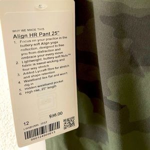 NWT Lululemon Camo Align 25”